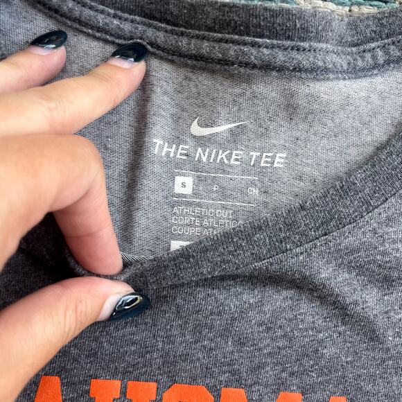 Men's Nike The Nike Tee Oklahoma State Cowboys Athletic T-Shirt‎ - Size S - Picture 4 of 8